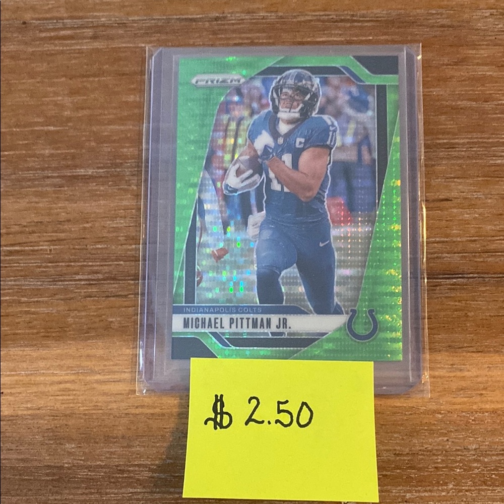 Assorted Sports Trading Cards - Picture 11 of 14